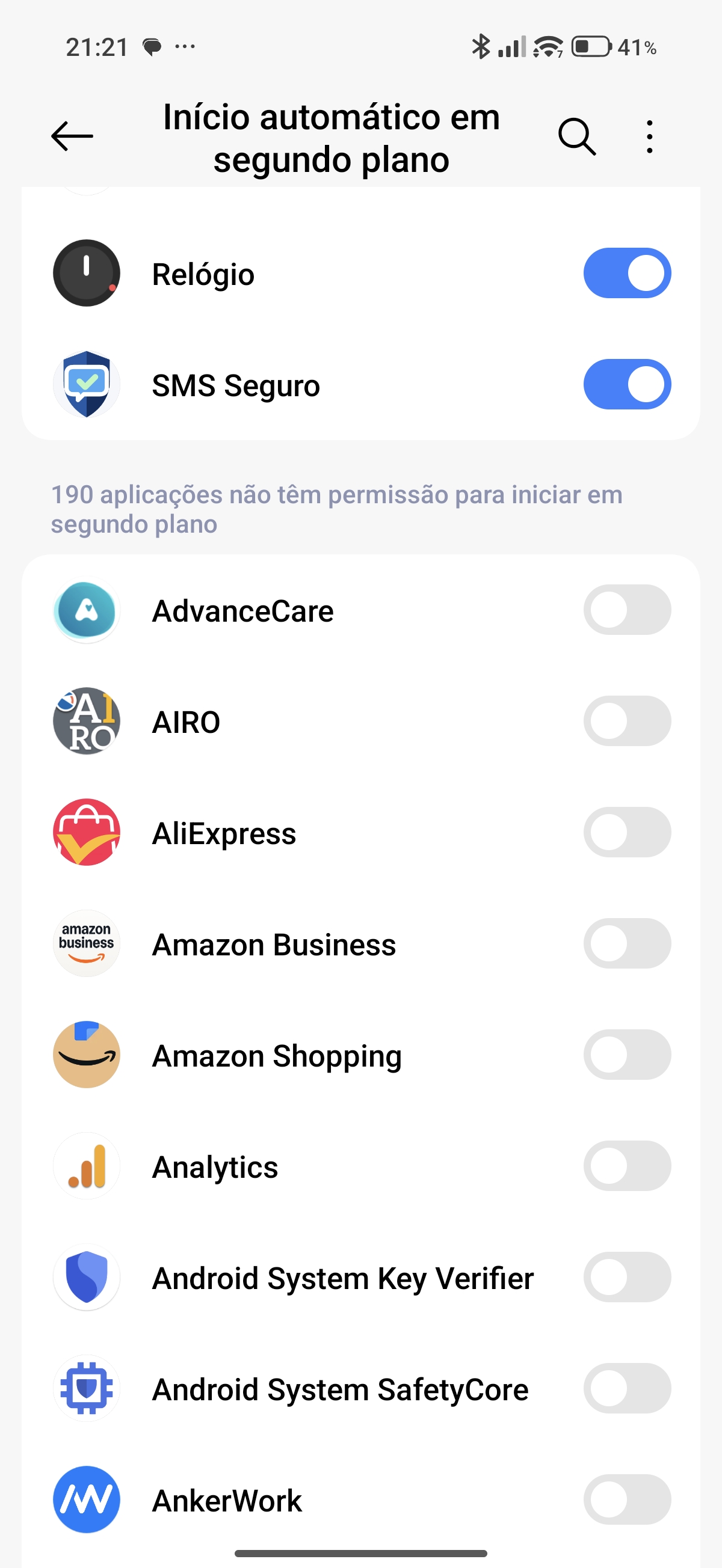 Ecrã de início automático em segundo plano com SMS Seguro ativo